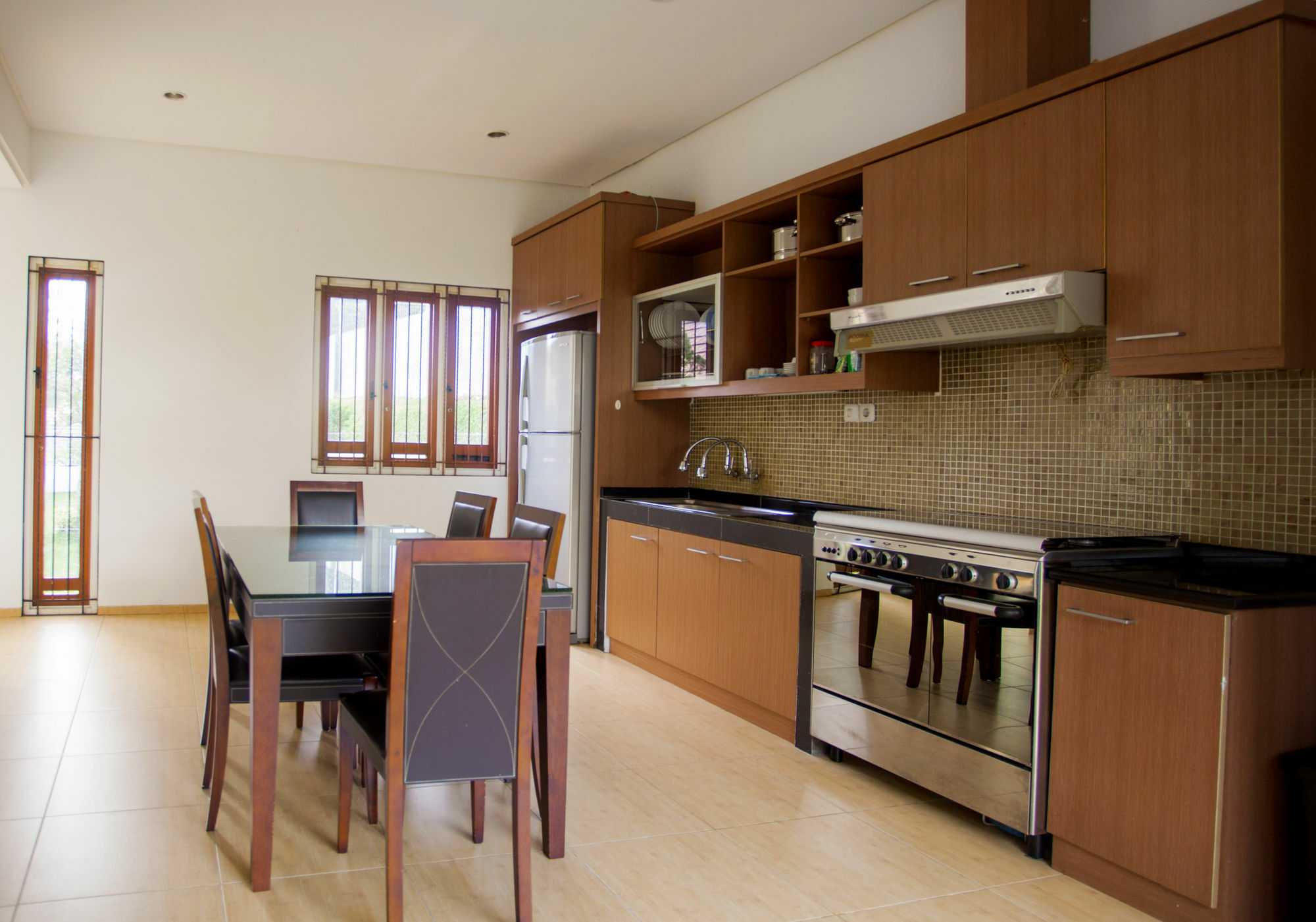 Kencana Villa Dago Bandung Exterior foto